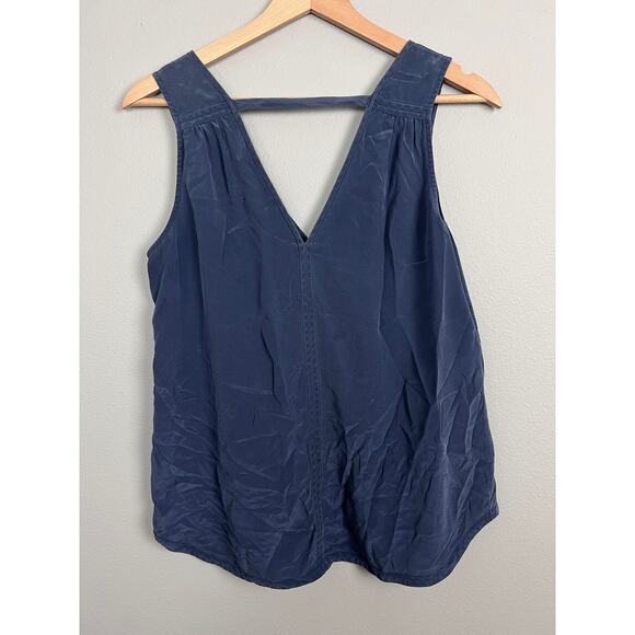Trina Turk‎ Women's M Blouse Top 100% Silk V-Neck Strappy Back Tank Minimalist - Picture 3 of 9